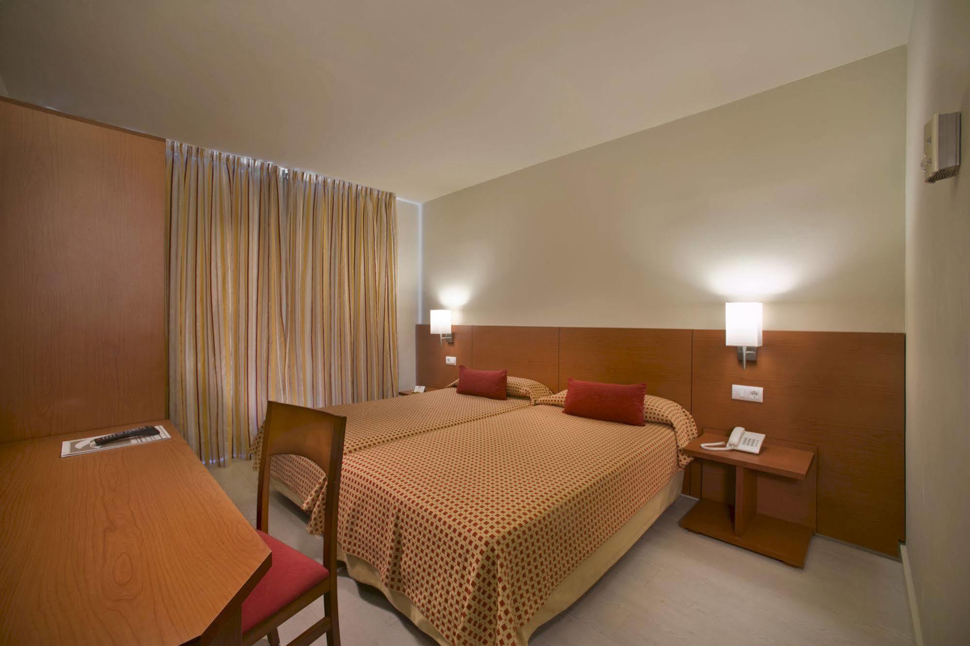 Hotel Spa Mediterraneo Park Rosas Exteriör bild